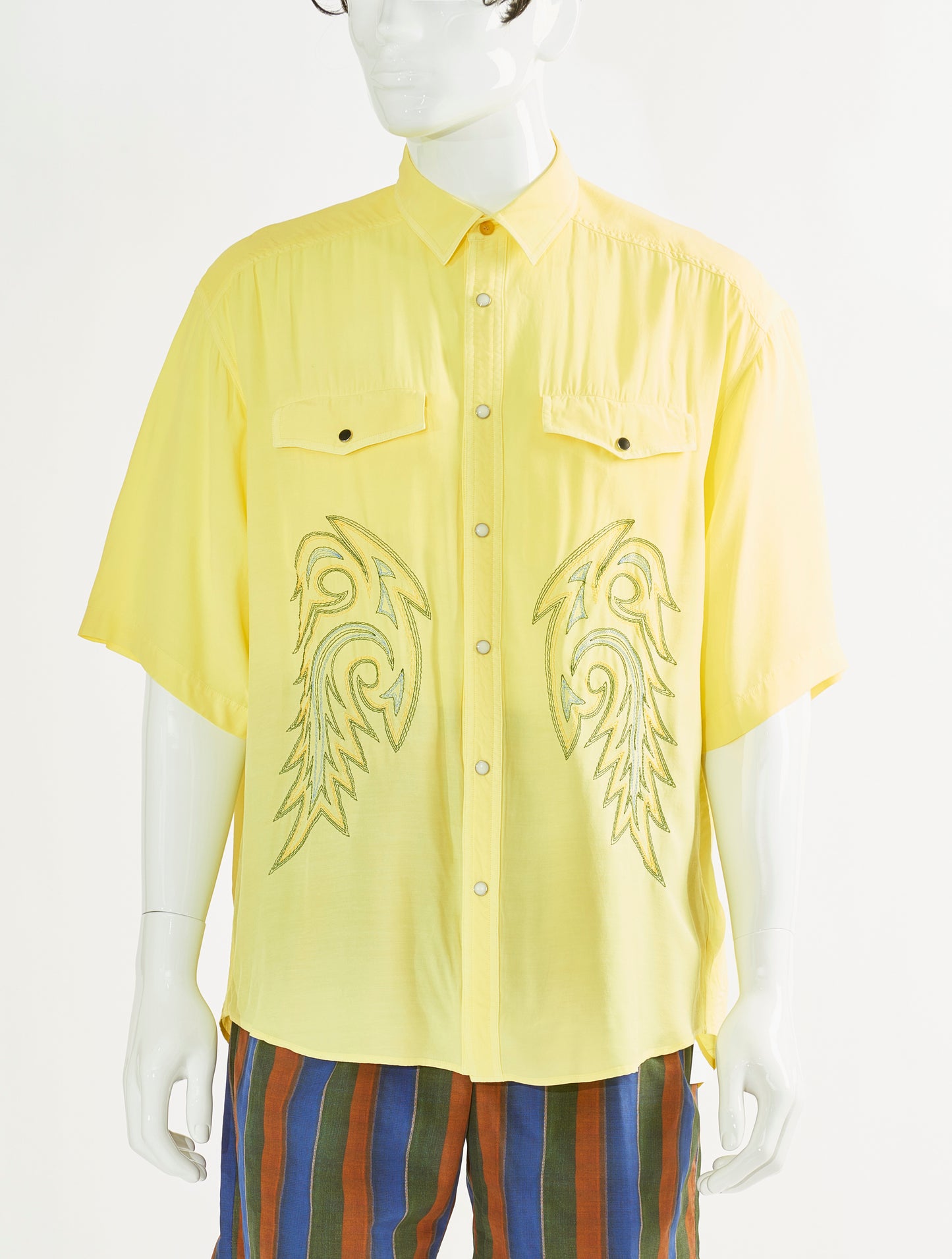 Toga Virilis Yellow Embroidery Shirt