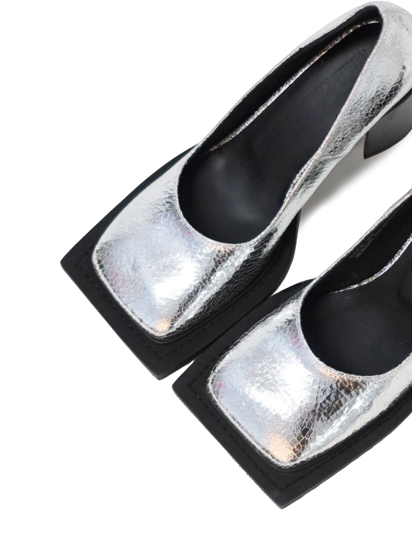 Ninamounah Howl Silver Pumps